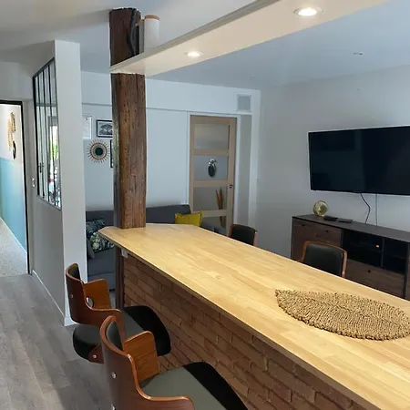 Apartment En Rez De Jardin Equipe *